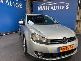 Volkswagen Golf thumbnail 2