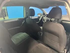 Volkswagen Golf thumbnail 15