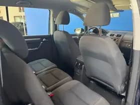 Volkswagen Touran thumbnail 18