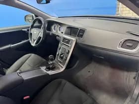 Volvo S60 thumbnail 12