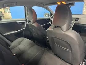 Volvo S60 thumbnail 16