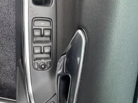 Volvo S60 thumbnail 17