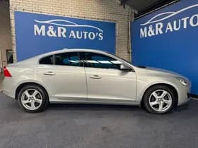 Volvo S60 thumbnail 6