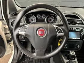 Fiat Punto thumbnail 13