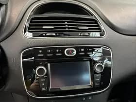 Fiat Punto thumbnail 16