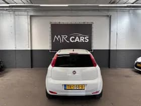 Fiat Punto thumbnail 8