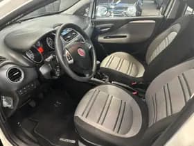 Fiat Punto thumbnail 11