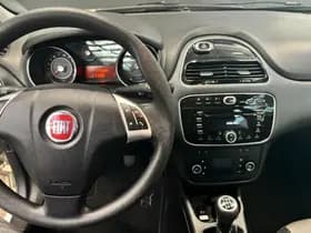 Fiat Punto thumbnail 13