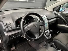 Toyota Verso thumbnail 12