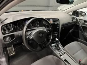 Volkswagen Golf thumbnail 11