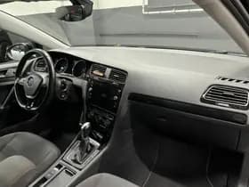 Volkswagen Golf thumbnail 12