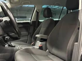 Volkswagen Golf thumbnail 17