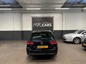 Volkswagen Golf thumbnail 8