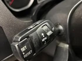 Ford C-Max thumbnail 16