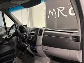 Mercedes-Benz Sprinter thumbnail 16