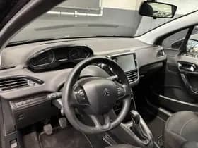 Peugeot 208 thumbnail 12