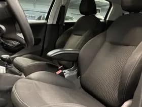 Peugeot 208 thumbnail 18