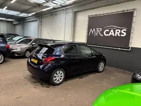 Peugeot 208 thumbnail 10