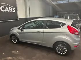 Ford Fiesta thumbnail 9