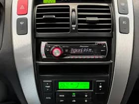 Hyundai Tucson thumbnail 12