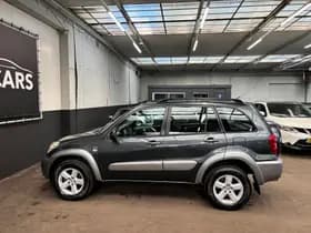 Toyota RAV4 thumbnail 11