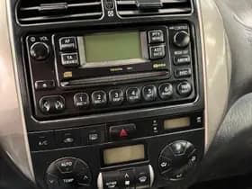 Toyota RAV4 thumbnail 14