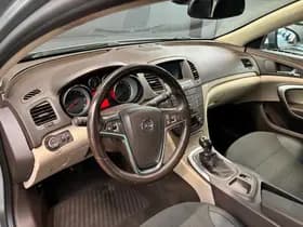 Opel Insignia Sports Tourer thumbnail 11