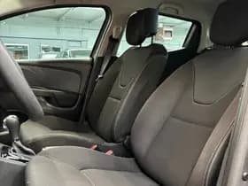 Renault Clio thumbnail 15