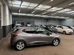 Renault Clio thumbnail 6