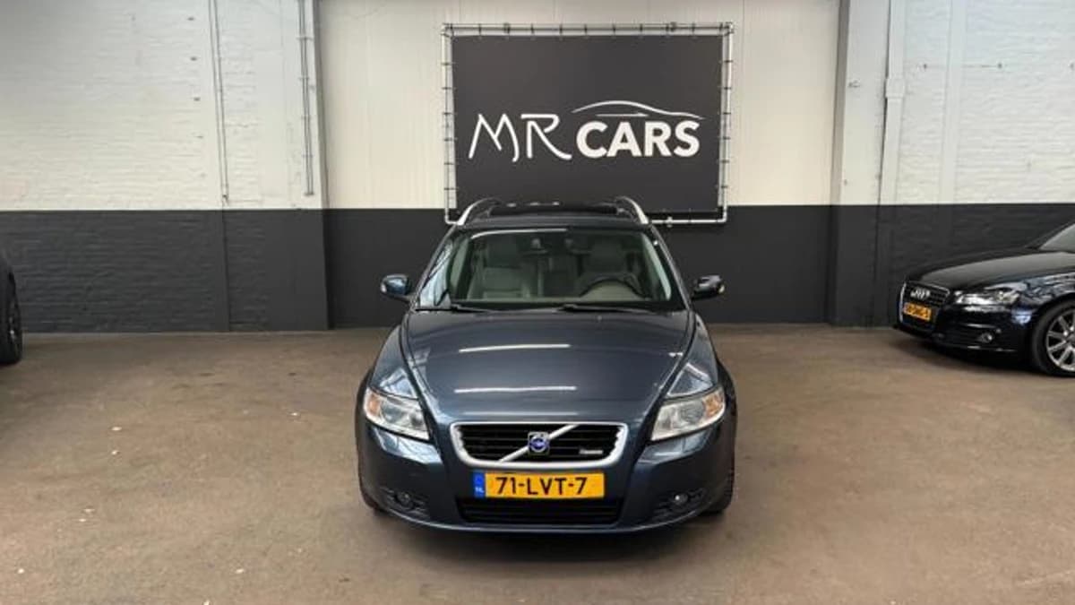Volvo V50 — foto 1