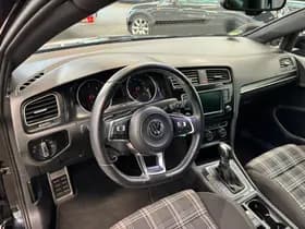 Volkswagen Golf thumbnail 11