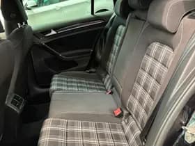 Volkswagen Golf thumbnail 16