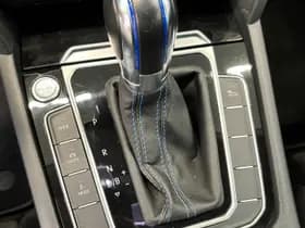 Volkswagen Passat thumbnail 16