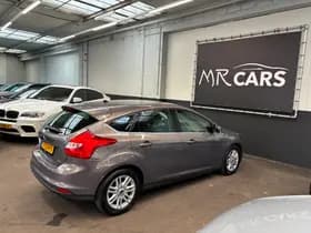 Ford Focus thumbnail 9