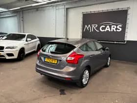 Ford Focus thumbnail 10