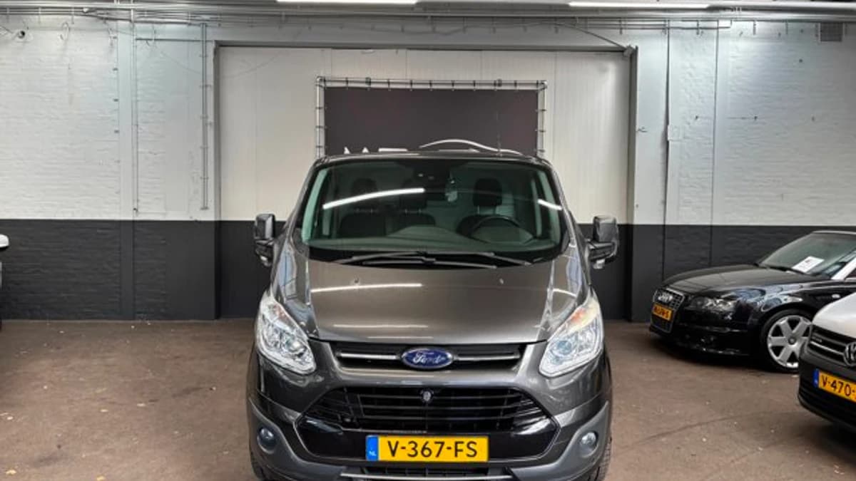 Ford Transit Custom — foto 1