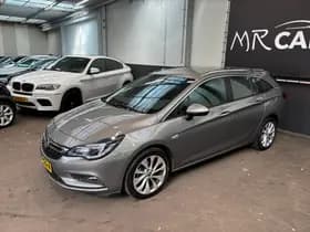 Opel Astra Sports Tourer thumbnail 4