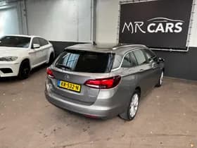Opel Astra Sports Tourer thumbnail 8