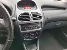Peugeot 206 thumbnail 8