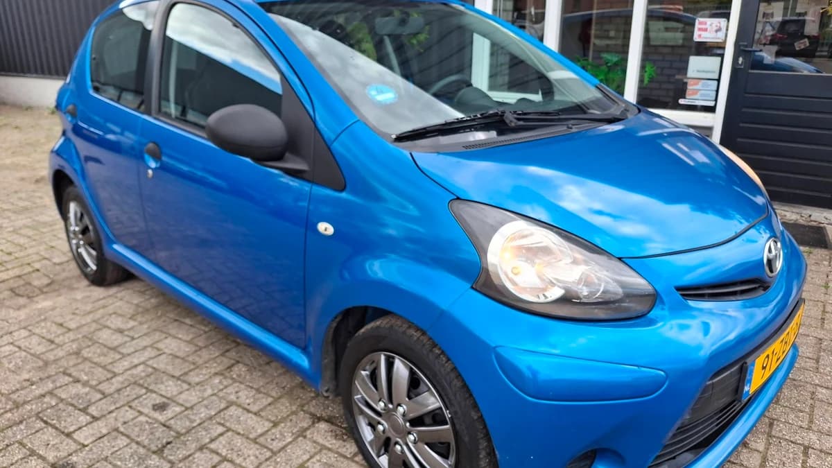 Toyota Aygo — foto 1