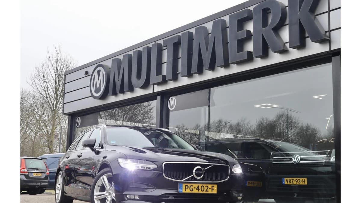 Volvo V90 — foto 1