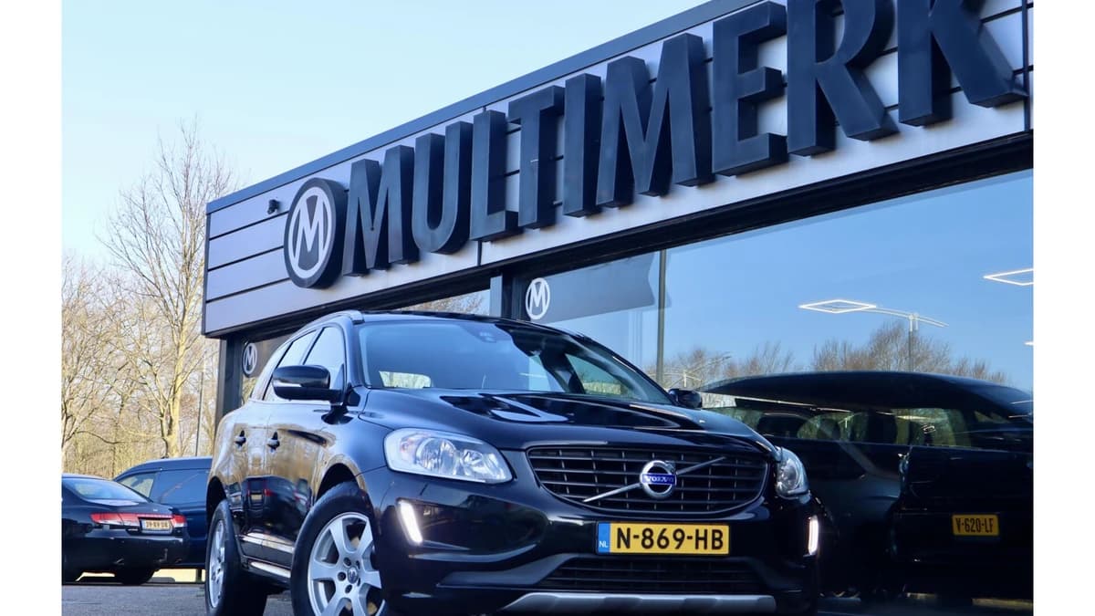 Volvo XC60 — foto 1