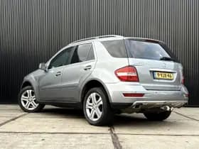 Mercedes-Benz M-Klasse ML 300 V6 205 PK AUT thumbnail 6