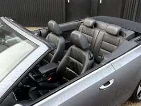 Volkswagen Golf Cabriolet 2.0 TDI DSG thumbnail 3