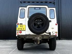Land Rover Defender thumbnail 25