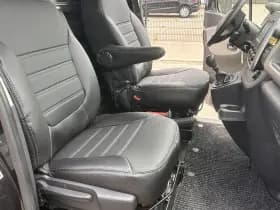 Renault Trafic 120pk L2H1 Black Edition thumbnail 2