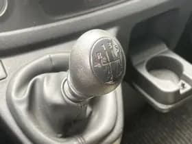 Renault Trafic 120pk L2H1 Black Edition thumbnail 15