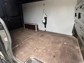 Renault Trafic 120pk L2H1 Black Edition thumbnail 7