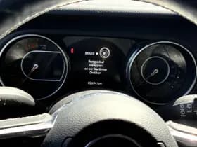 Jeep Wrangler thumbnail 3