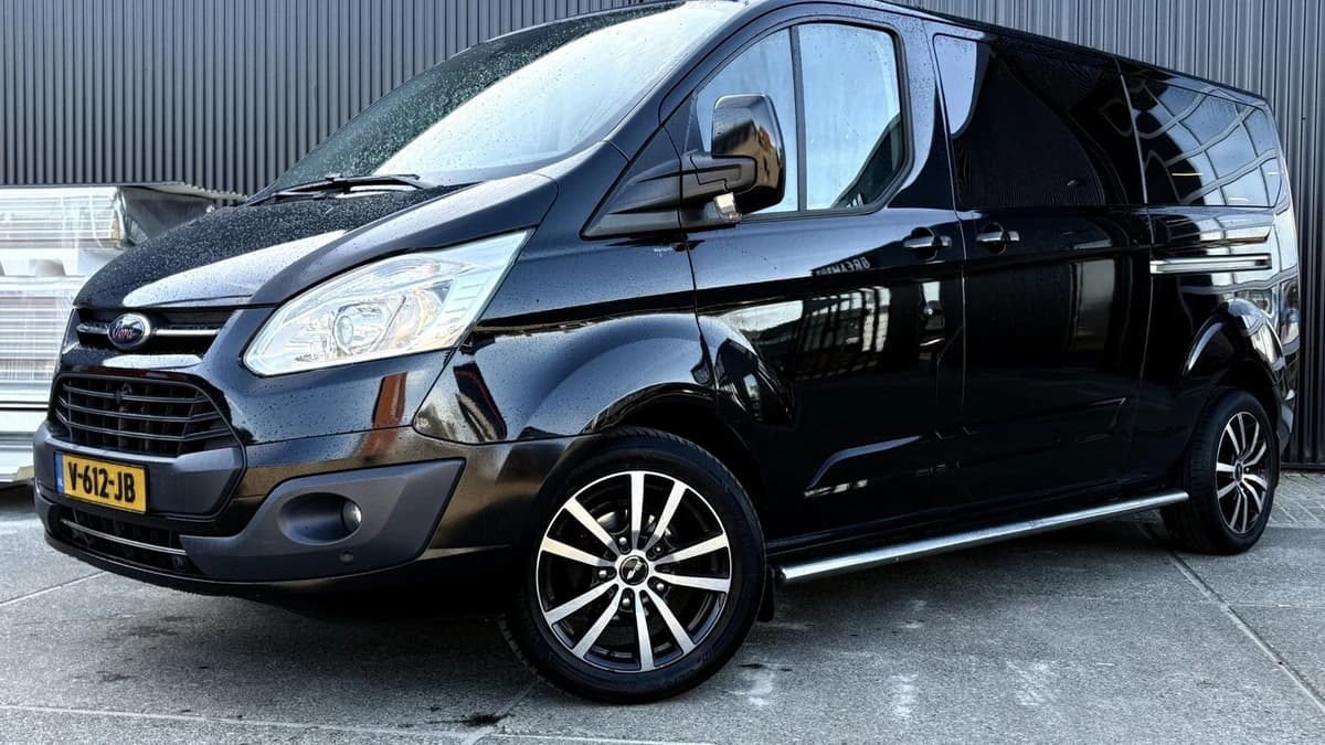 Ford Transit Custom 290 2.0 TDCI L2H1 Limited DC MARGE — foto 1